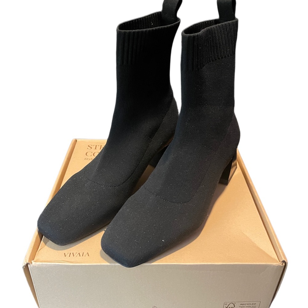 VIVAIA Regina Pro black stretch sock ankle boots sz 7.5